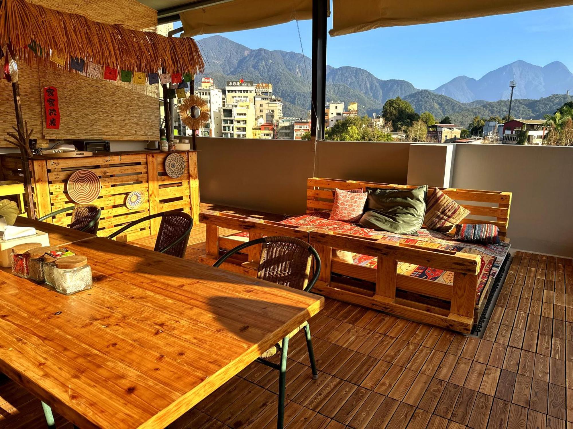 Dreamy Nomads Hostel日月潭背包客 Ючи Екстериор снимка