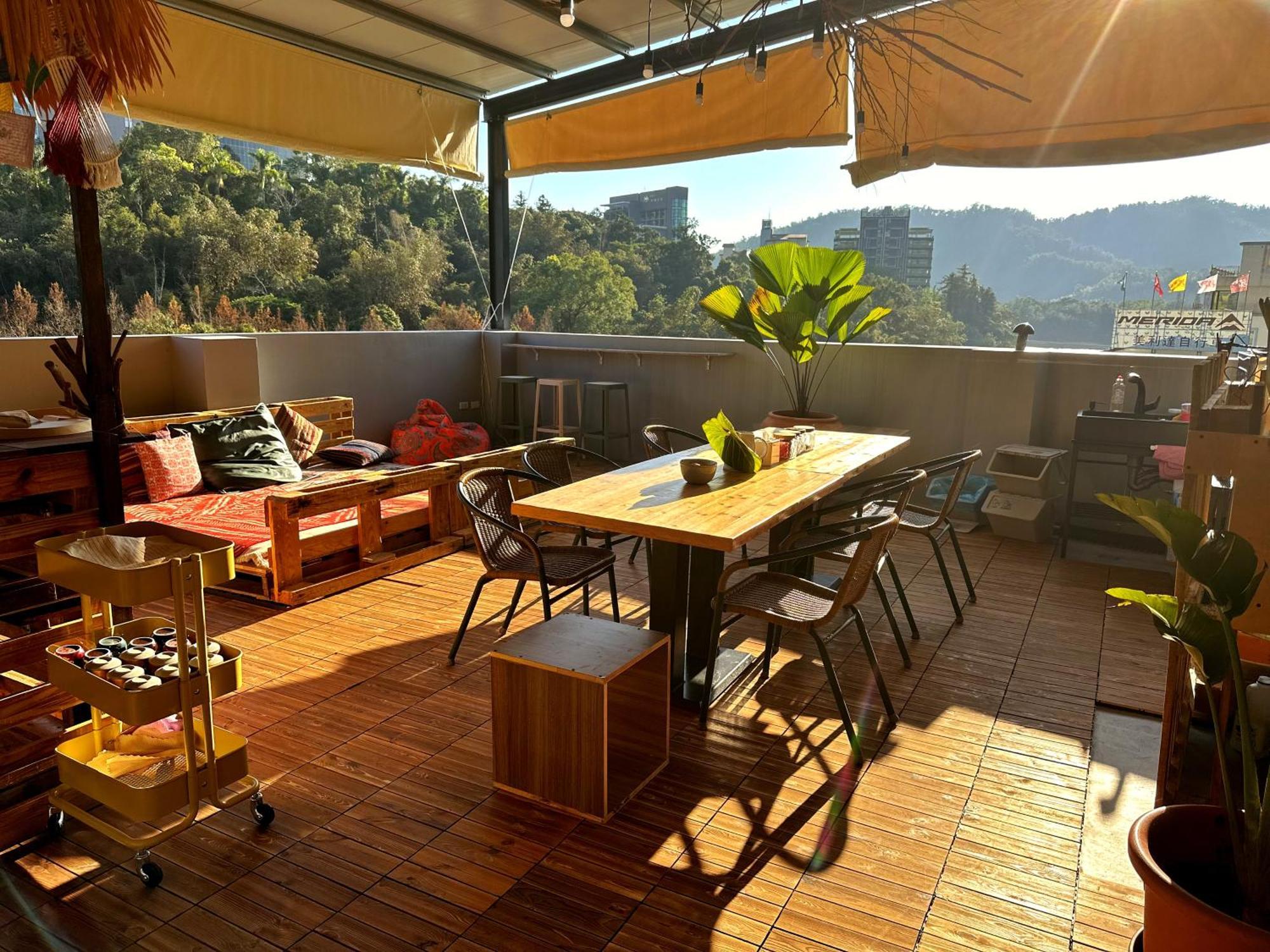 Dreamy Nomads Hostel日月潭背包客 Ючи Екстериор снимка